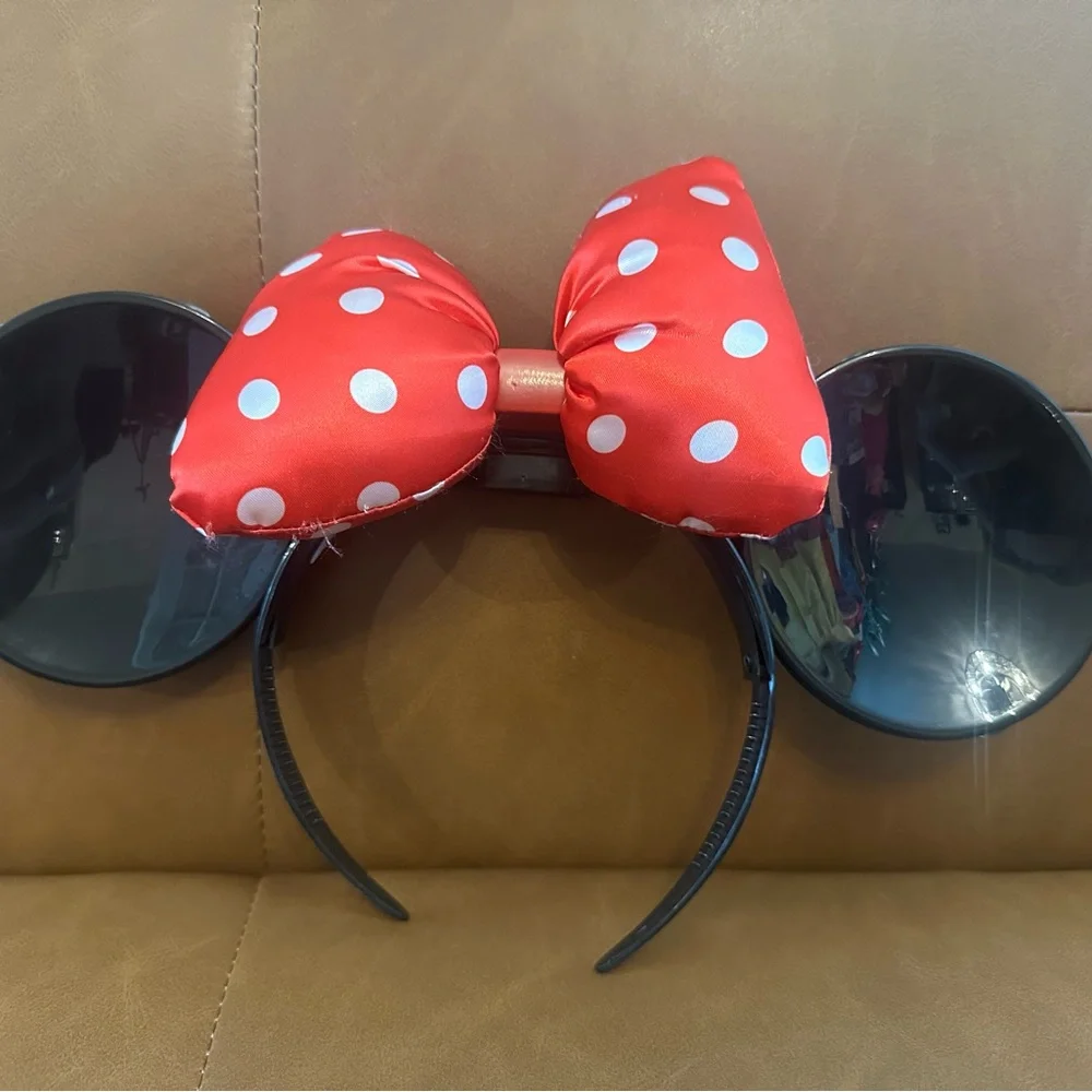 Disney Red and Black Minnie Mouse Balloon Ears